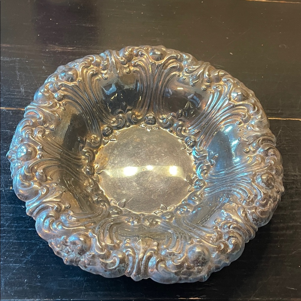 Gorham Silver Vtg Plated Versailles Bon Bon Bowl Dish Floral Scalloped YC1751 5”
